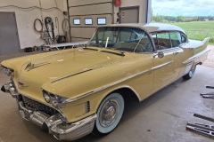 Cadillac 1958 4D HT